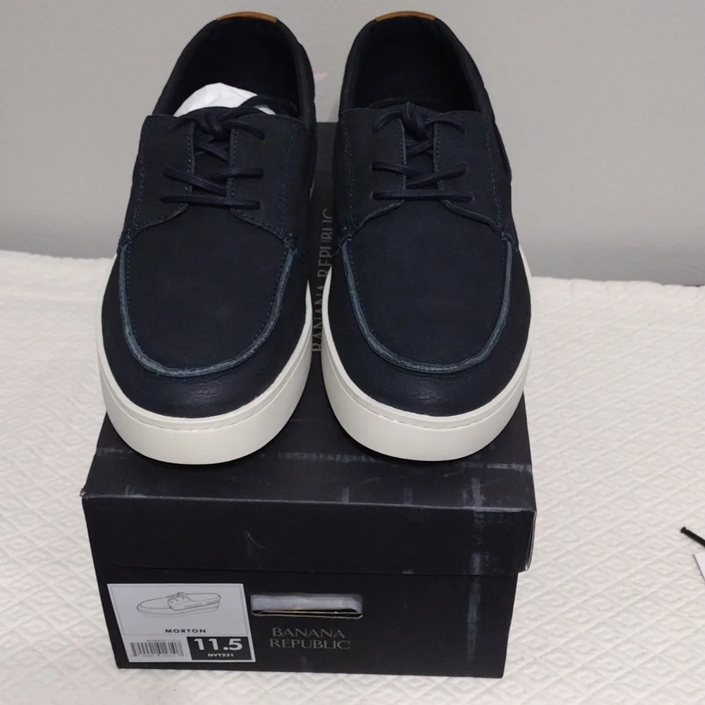 Banana Republic Morton Navy Nubuck Leather Boat Shoe